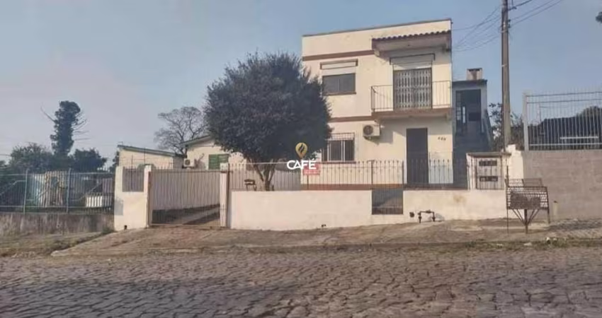 Sobrado, com 5 dormitórios, no bairro Urlândia!