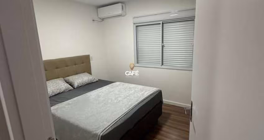 Apartamento de 2 dormitórios no Residencial Morada do Leste, em Camobi!