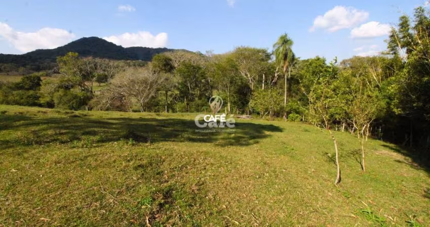 Chácara com 1,5 Hectares, Próximo da UFSM, Pé de Plátano.