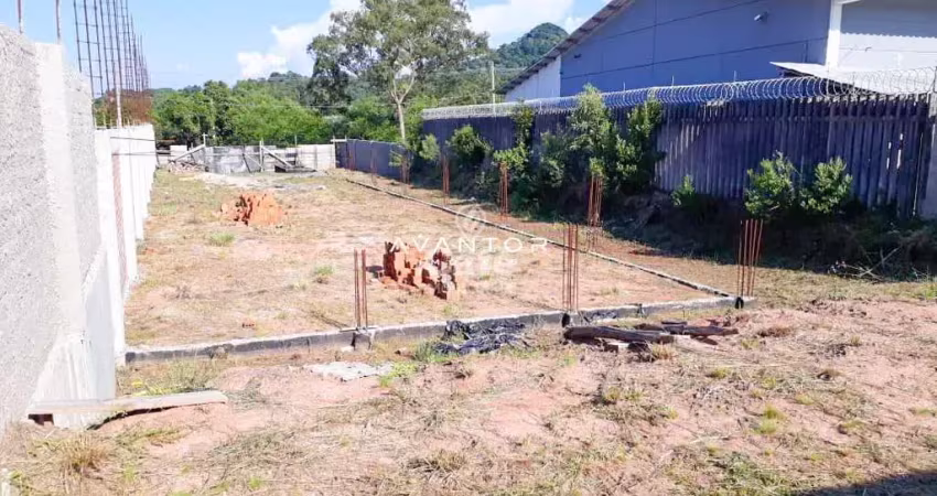 Terreno à venda na Travessa Adão Comasseto, 240, Diácono João Luiz Pozzobon, Santa Maria