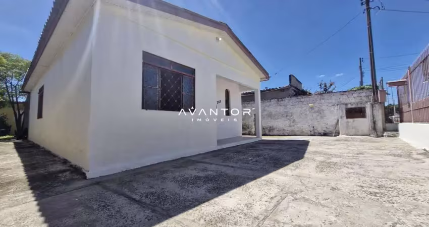 Casa com 4 dormitórios e 2 vagas de garagem no bairro urlândia.