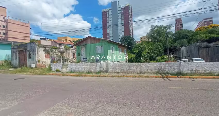 Terreno à venda na Travessa Doutor Theodorico, 02, Nossa Senhora Medianeira, Santa Maria