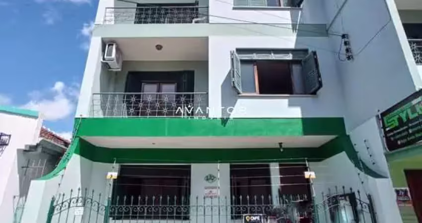 Apartamento central térreo de 2 dormitórios, sala de estar, banheiro social, coz