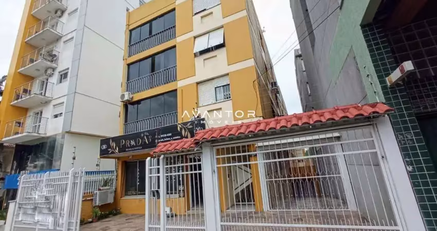 Apartamento no centro de 2 dormitórios, sala de estar com sacada, 2 banheiros, c