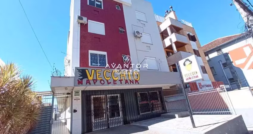 Apartamento de 1 dormitório, sala de estar, banheiro social, cozinha mobiliada c