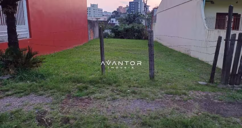 Terreno à venda na Rua Becker Pinto, 102, Menino Jesus, Santa Maria