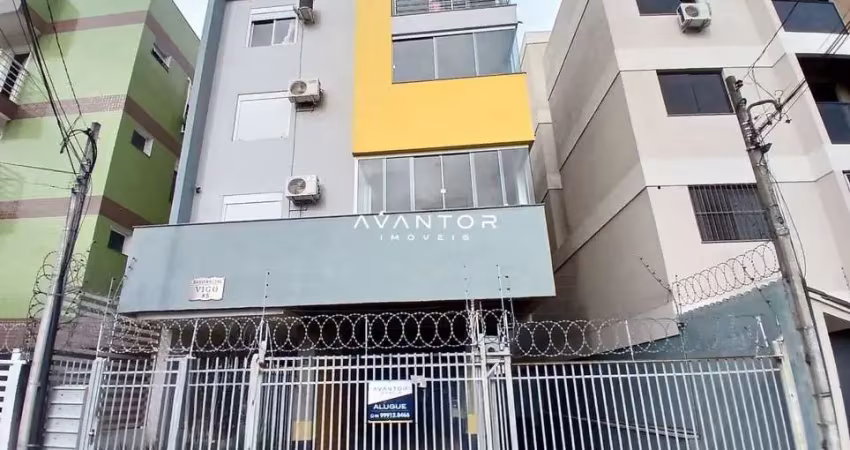 Apartamento mobiliado de 1 dormitório, sala de estar, banheiro social, cozinha,
