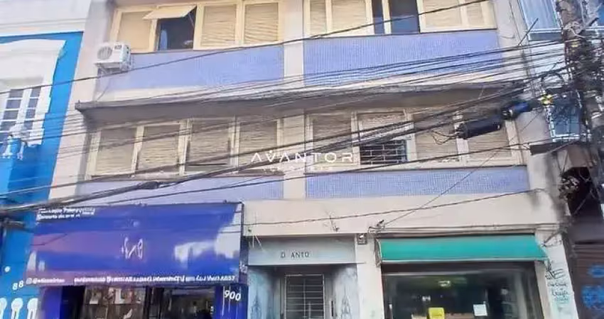 Apartamento amplo no centro de 3 dormitórios, sala de estar, 2 banheiros, escrit