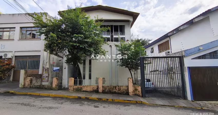 Apartamento com 3 quartos para alugar na Travessa Leopoldo Froes, 76, Centro, Santa Maria