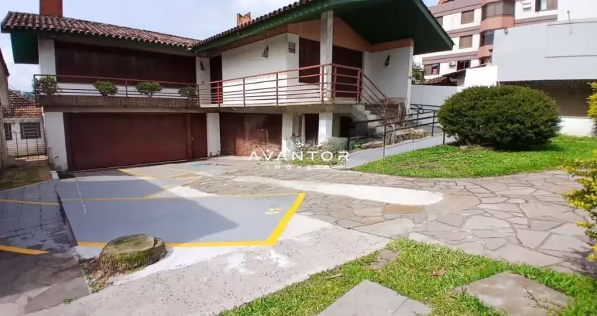 Casa duplex semi mobiliada residencial e comercial de 7 dormitórios, suíte, 4 sa