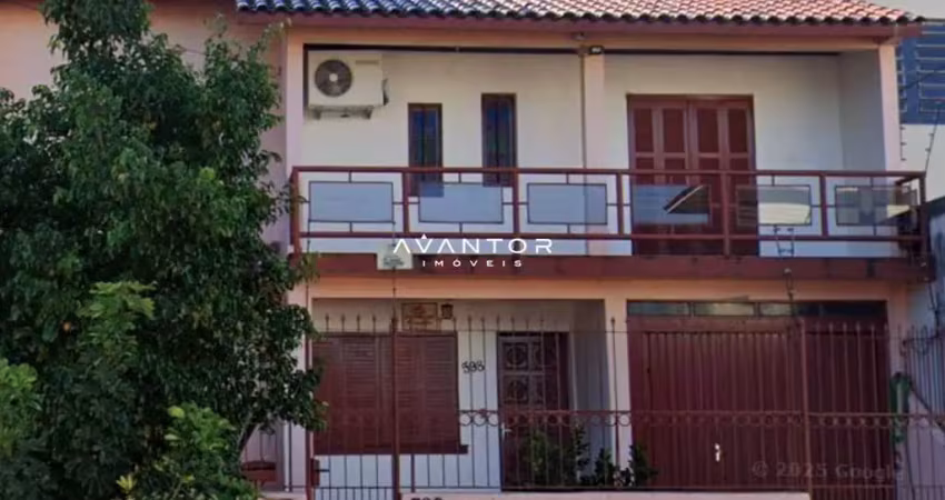 Casa ampla, com 3 dormitórios, piscina, garagem e churrasqueira no bairro itarar