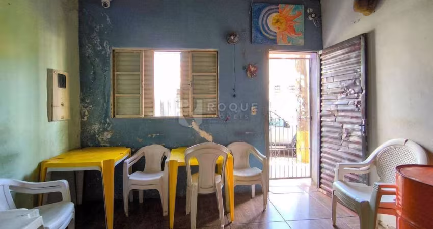 Casa Residencial à venda no bairro Centro