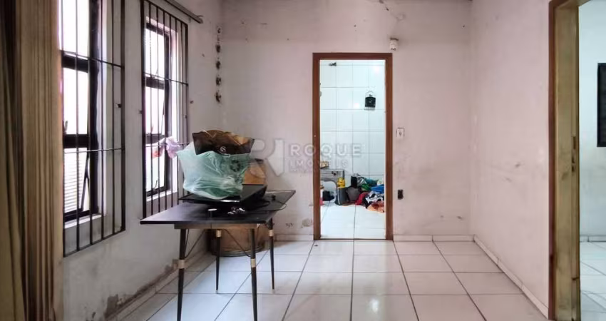 Casa Residencial à venda no bairro Centro