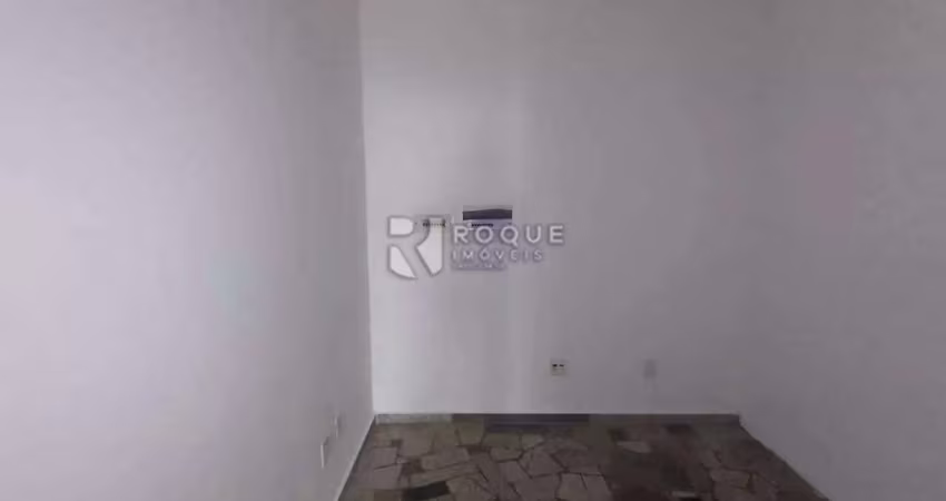 Salão à venda no bairro Jardim Residencial Regina Bastelli