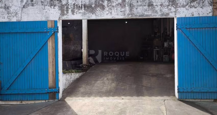 Barração a venda no Jd. Caieira
