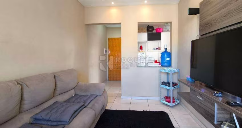 Apartamento à venda no bairro Vila Queiroz