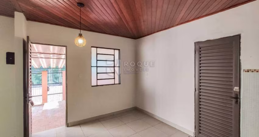 Casa Residencial à venda no bairro Conjunto Habitacional Santa Luzia