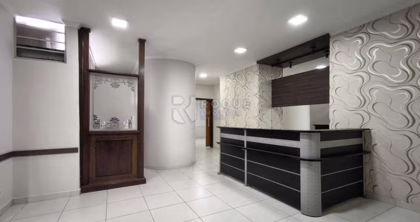 Casa Comercial à venda no bairro Vila Claudia