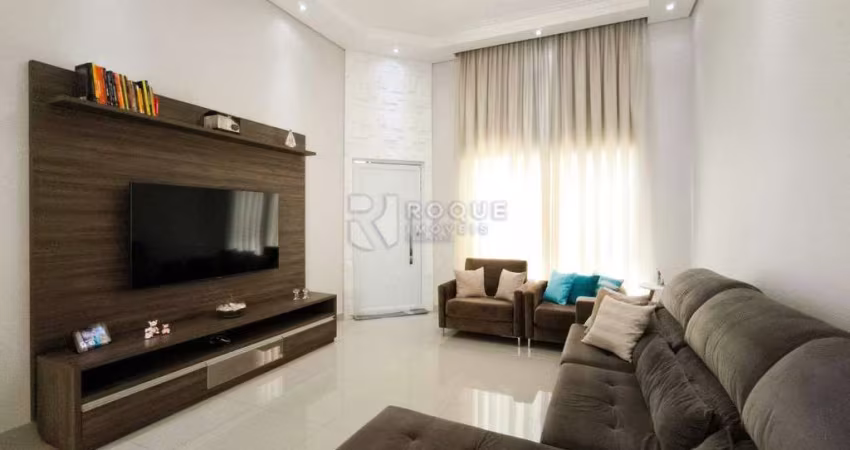 Casa Residencial à venda no bairro Parque Pompeo