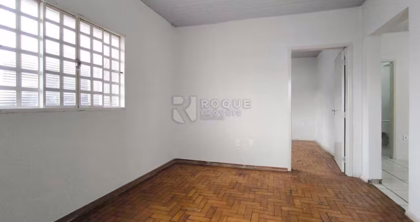 Casa Residencial à venda no bairro Vila Claudia