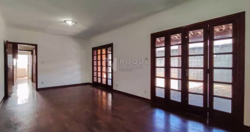 Casa Residencial à venda no bairro Jardim Caieira
