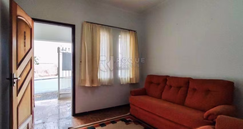 Casa localizada em bairro tradicional