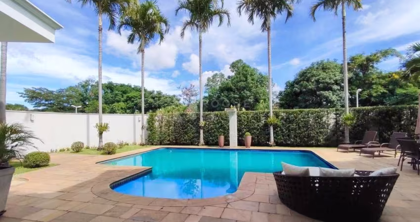 Lindo sobrado localizado no Villagio San Pietro