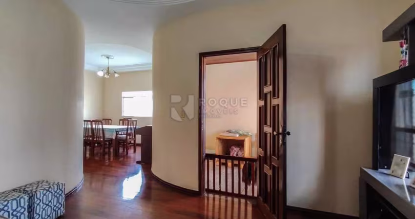 Casa Residencial à venda no bairro Jardim Caieira