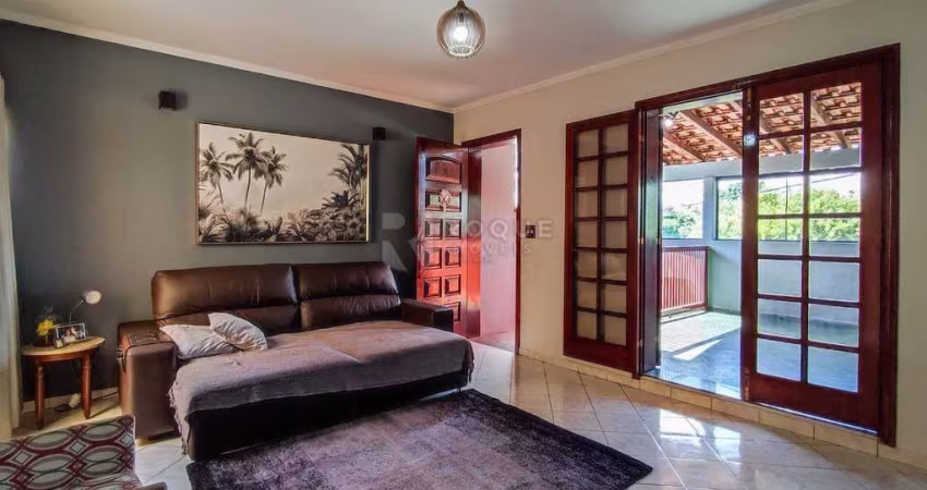 Casa Residencial à venda no bairro Jardim Planalto