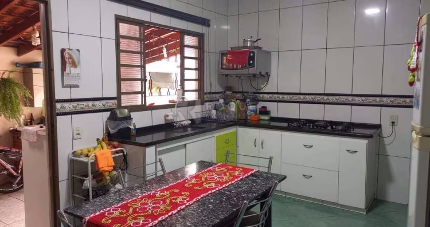 Casa Comercial à venda no bairro Jd. Aeroporto