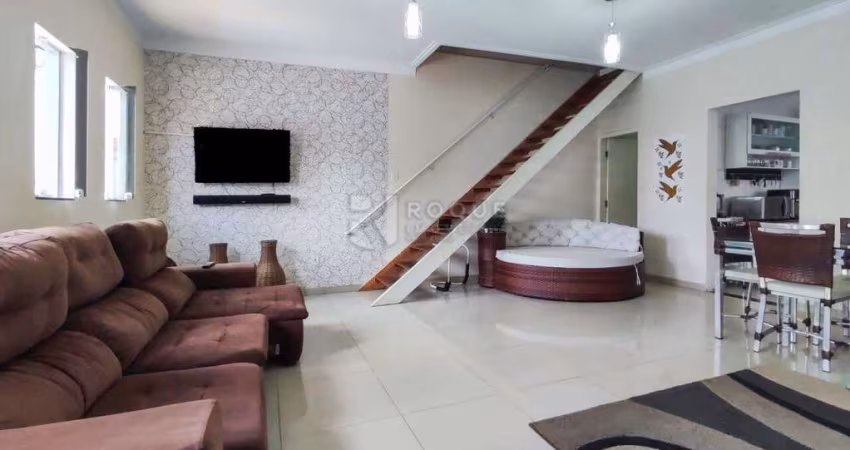 Casa assobrada com edícula assobradada - Bairro: Parque Pompeo - Limeira / SP