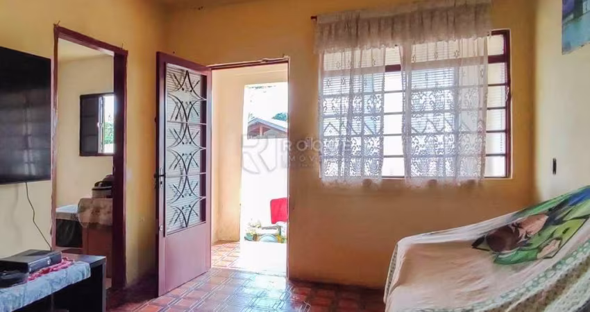 Casa Residencial à venda no bairro Parque Hippolyto