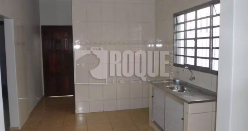 Casa Residencial à venda no bairro Parque Residencial Aeroporto