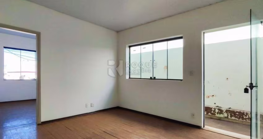 Casa Residencial à venda no bairro Centro