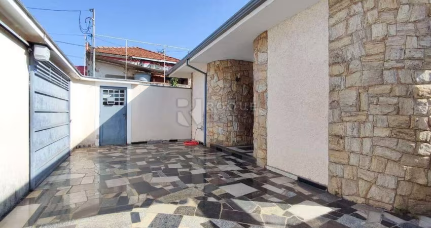 Casa Comercial à venda no bairro Vila Cristovam