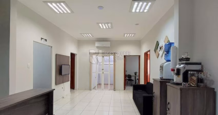 Casa Comercial à venda no bairro Centro