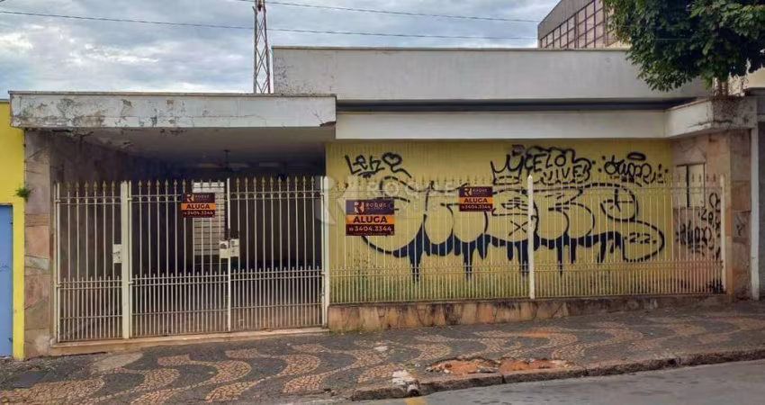 Casa Residencial para aluguel no bairro Centro