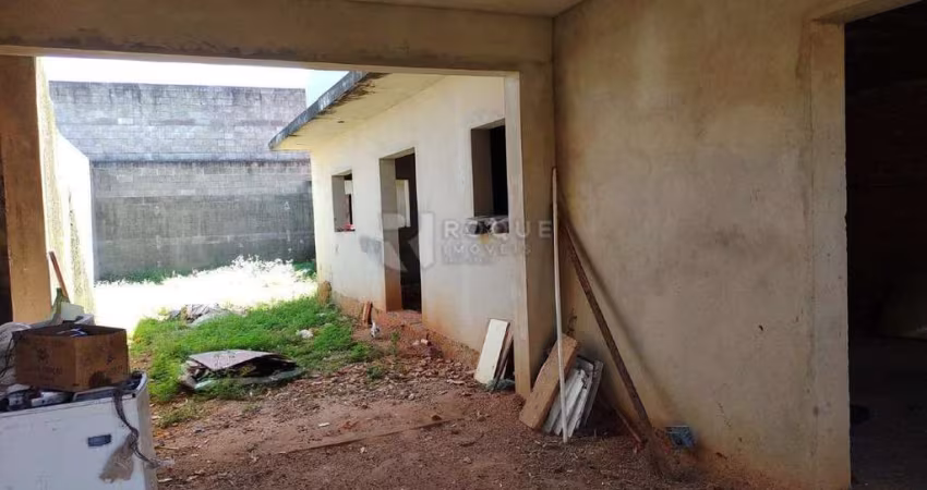Casa Residencial à venda no bairro Jardim Santa Adélia