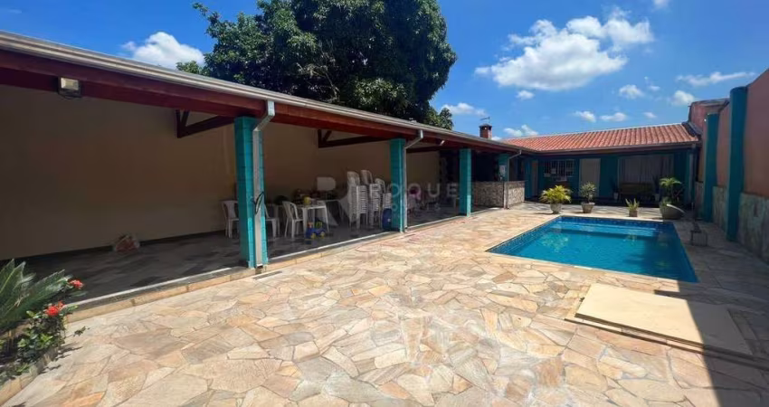Casa Residencial à venda no bairro Jardim Alvorada