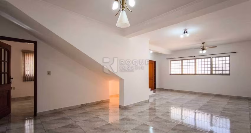 Casa Residencial à venda no bairro Vila Camargo