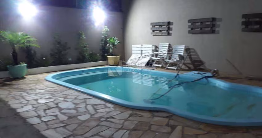 Casa Residencial à venda no bairro Jardim Alto das Águas