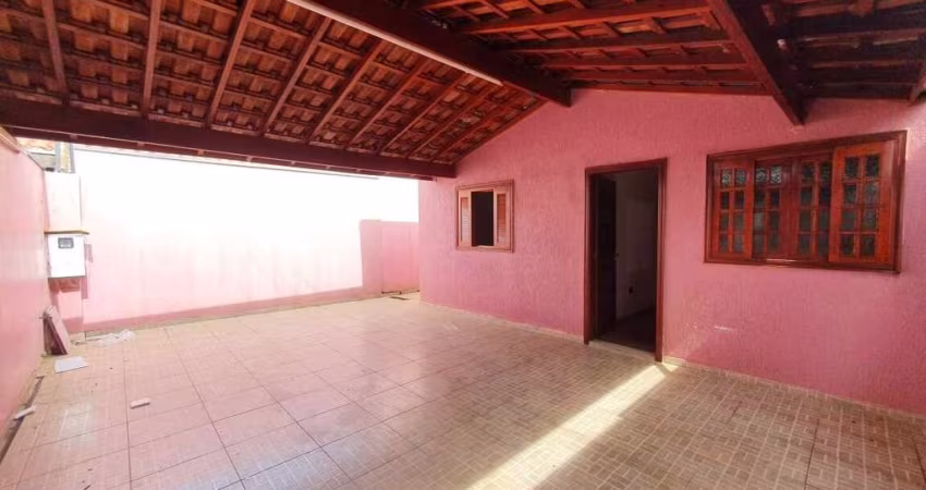 Casa Residencial à venda no bairro Jardim Santa Adélia