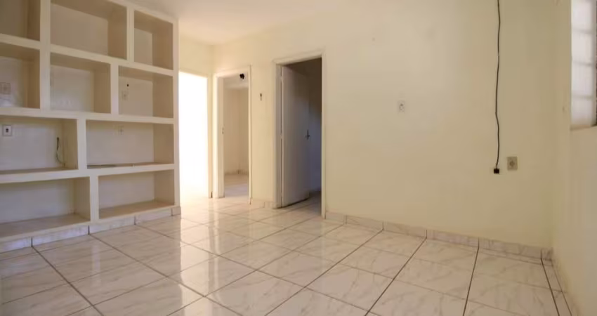 Ampla casa têrrea