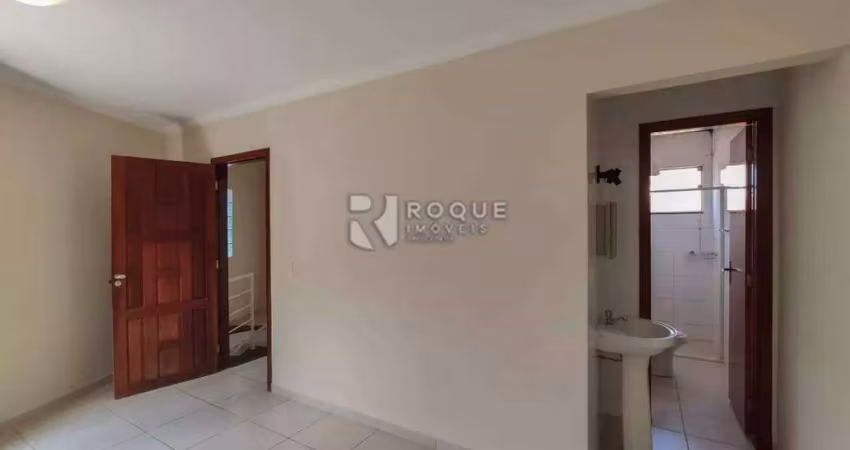 Casa Residencial à venda no bairro Jardim Residencial Roseira