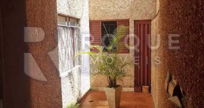 Casa no Jardim Piratininga em uma excelente localização.