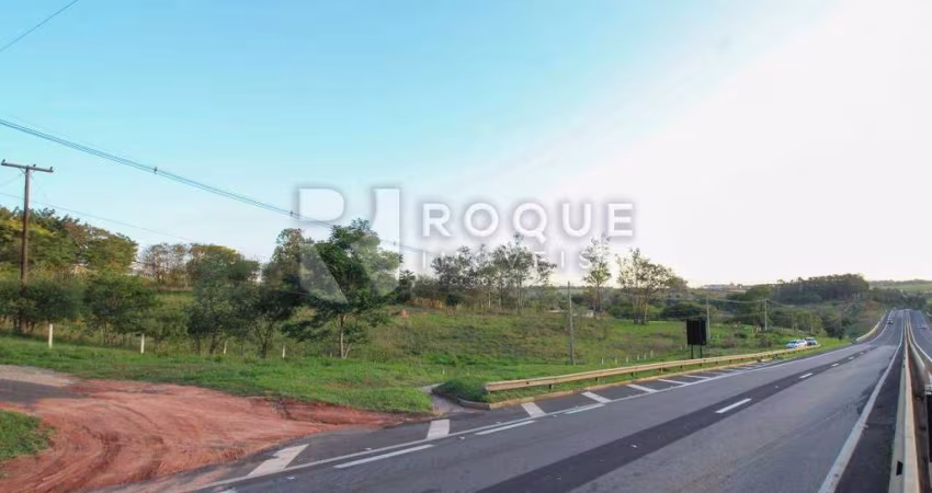 Área à venda no bairro Bairro do Pinhal