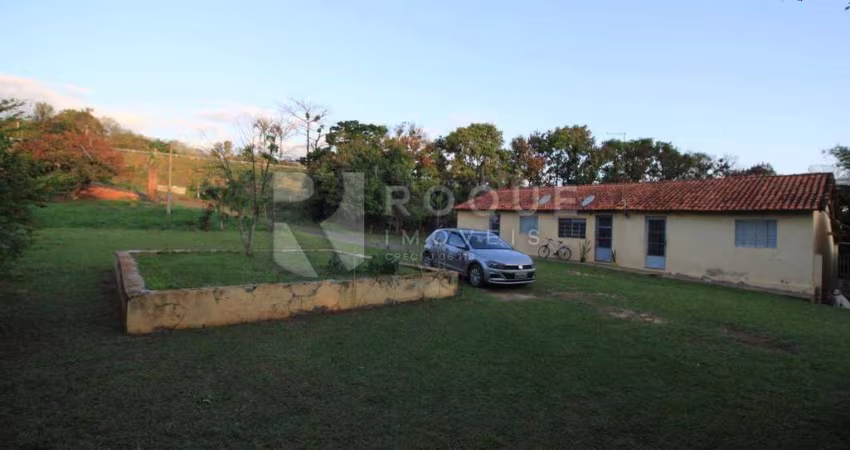 Sítio à venda no bairro Bairro do Pinhal