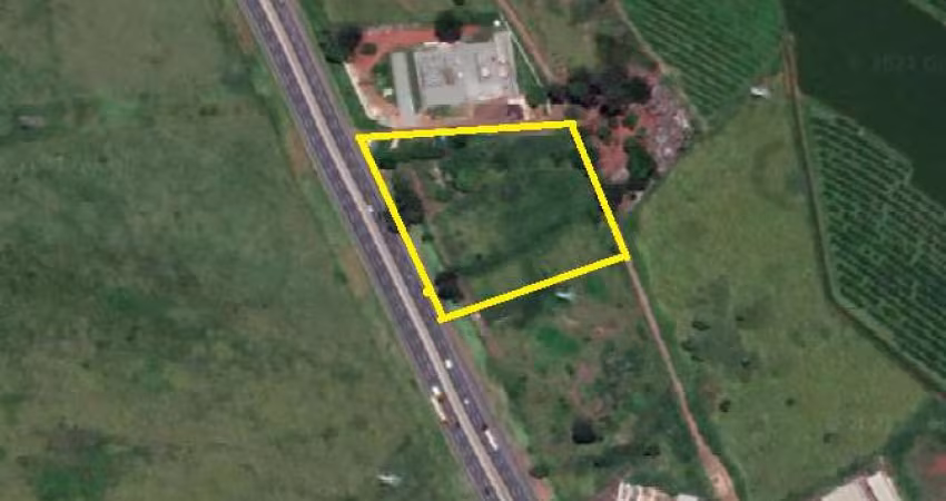 Área Industrial à venda no bairro Tatu