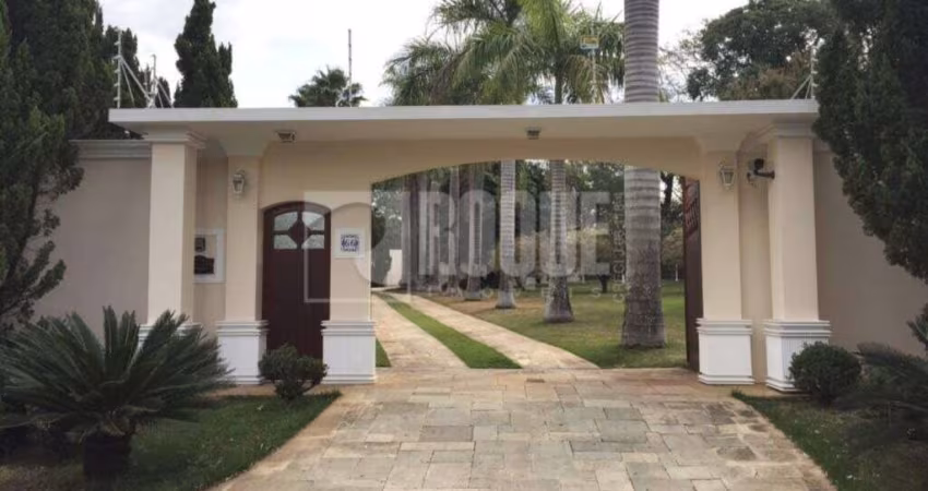 Casa em condomínio à venda no bairro Jardim Monte Carlo
