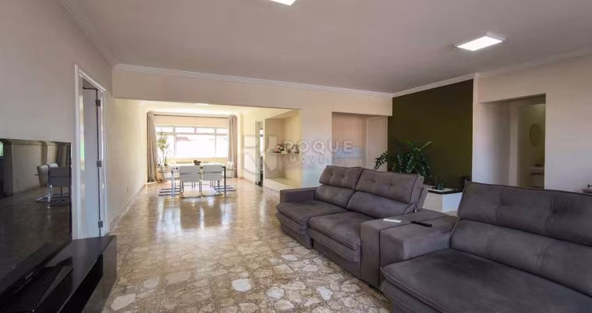 Apartamento à venda no bairro Centro